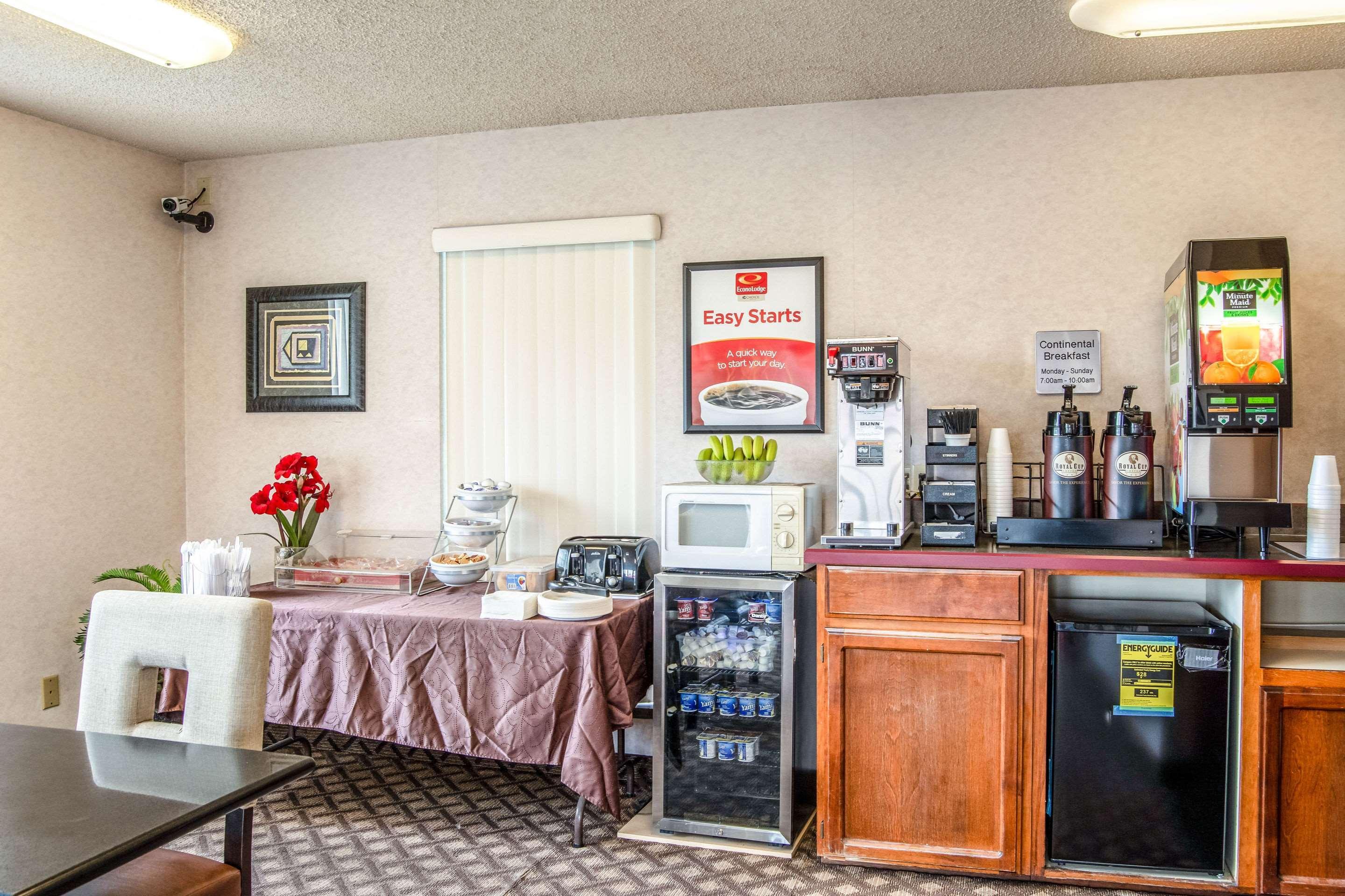 Econo Lodge Southeast Milwaukie/Portland Екстериор снимка