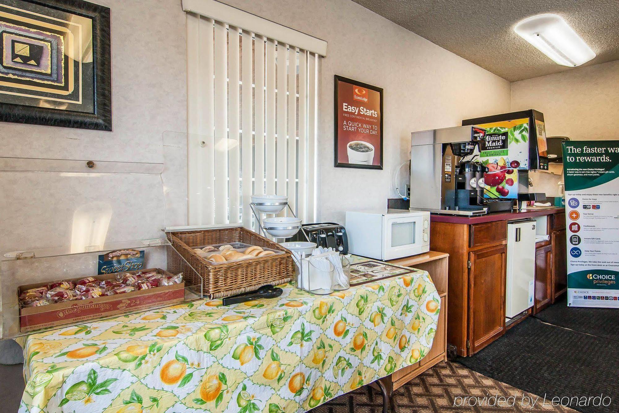 Econo Lodge Southeast Milwaukie/Portland Екстериор снимка