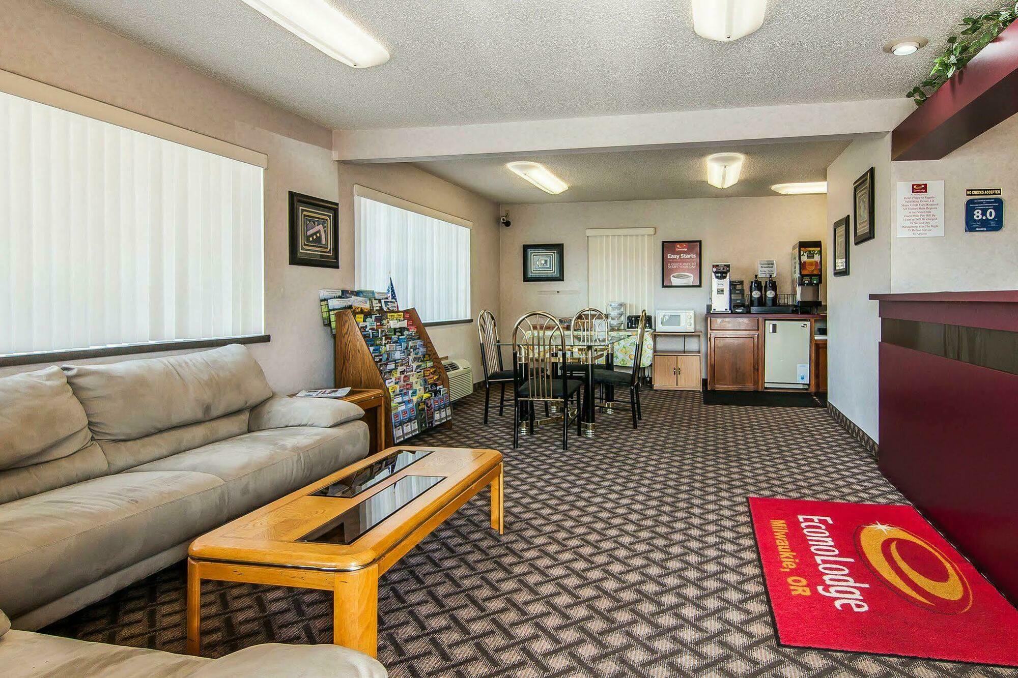 Econo Lodge Southeast Milwaukie/Portland Екстериор снимка